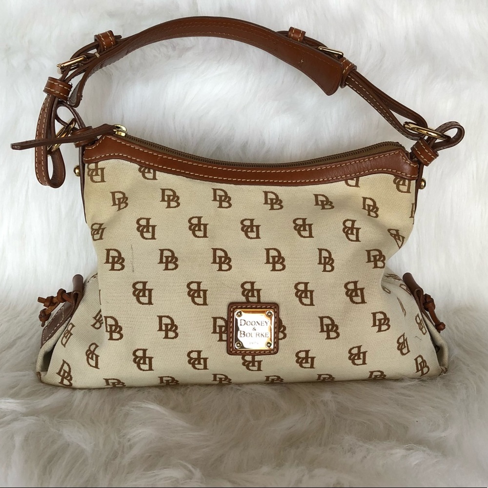 Dooney & Bourke Purse 💋